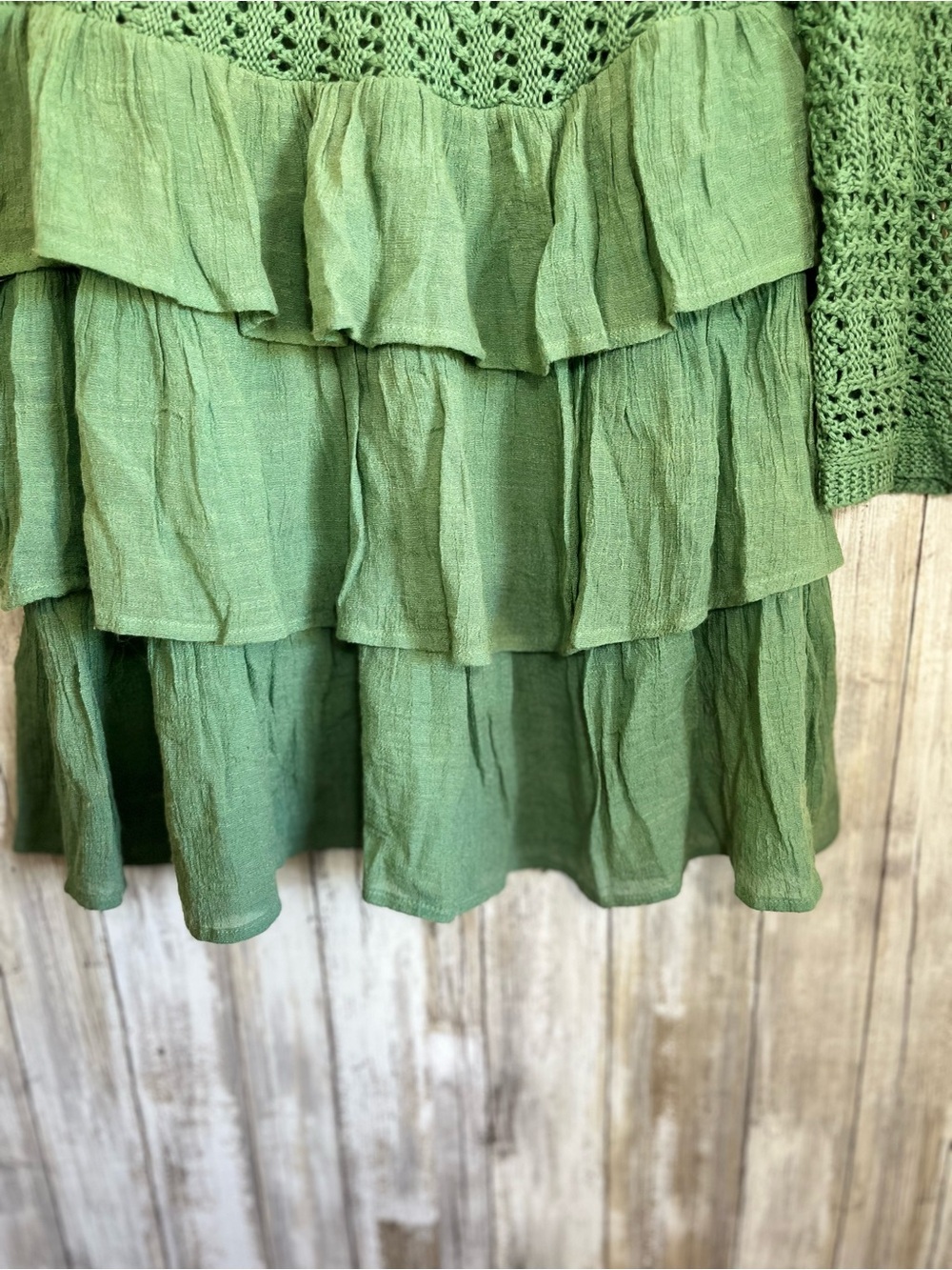 Entro Green Crochet Knit Ruffle Tiered Boho Blouse Top Size S - Picture 3 of 5